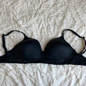 Everywhere wireless lightly lined pink bra